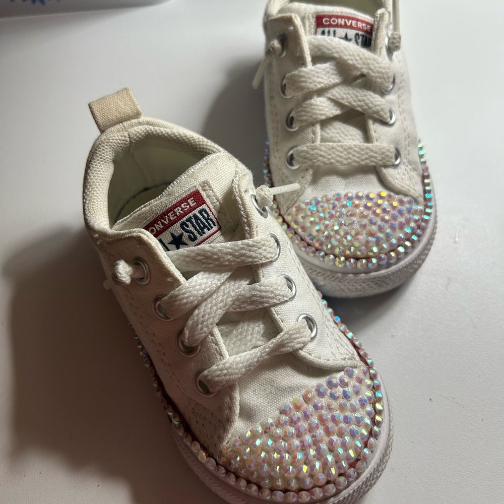 Converse Kids White Sparkle Sneakers
